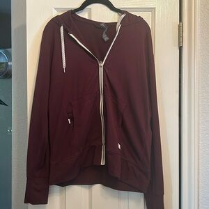 Women’s Large Vuori zip up hoody.